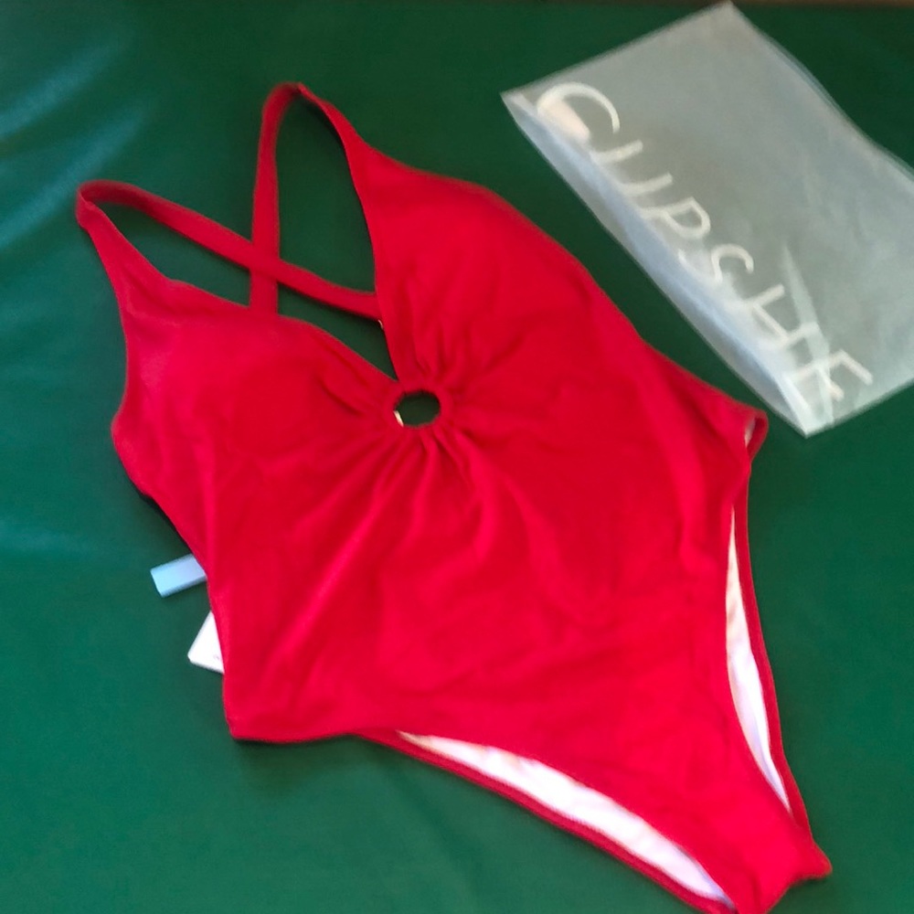 XXL Cupshe gorgeous red one piece suit swim nwt